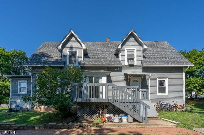 11 Corcoran St - Photo 1