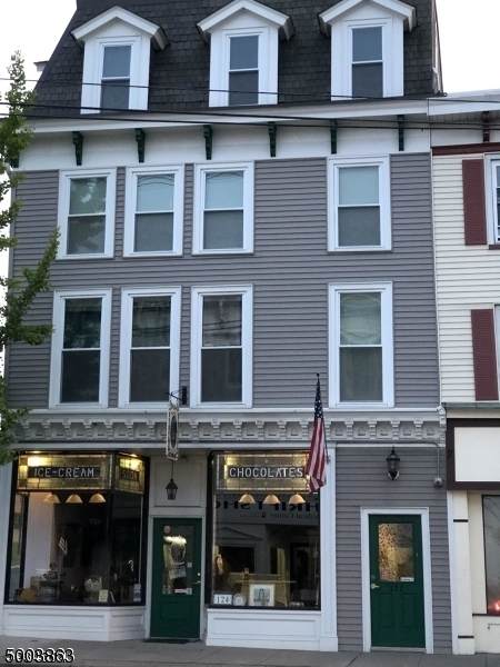 124 Spring St - Photo 1