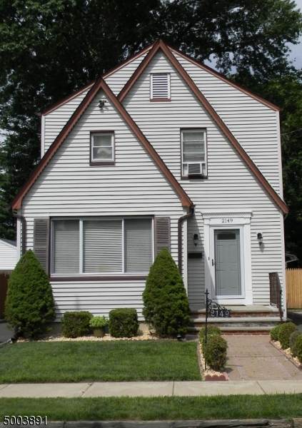 2149 Stecher Ave - Photo 1