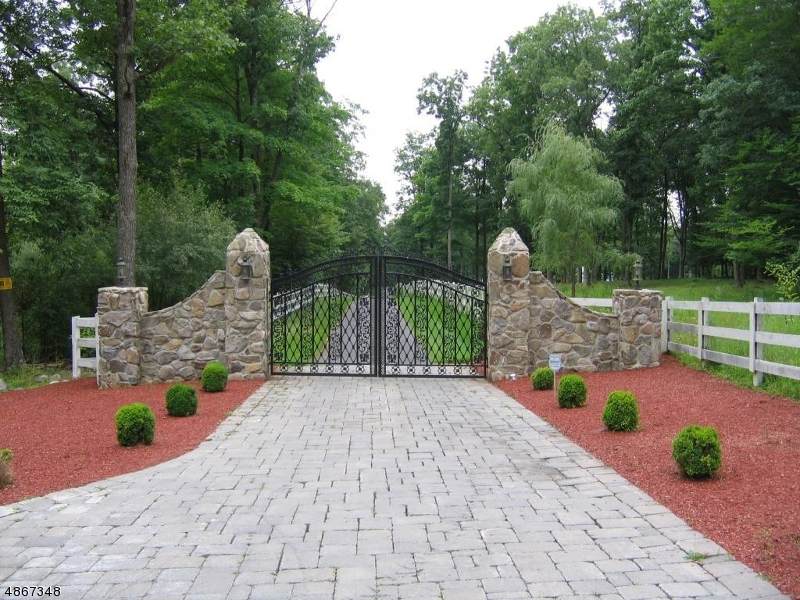 63 Wishing Well Rd - Photo 1