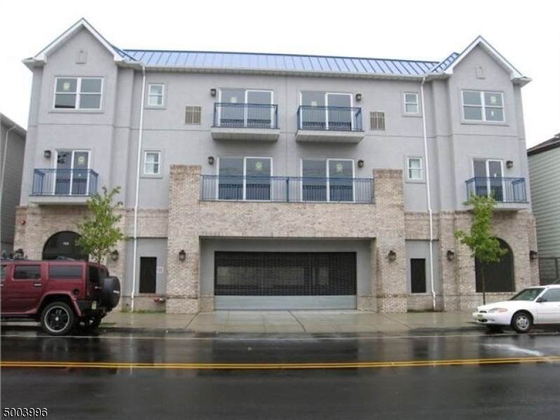 130 South St - Photo 1