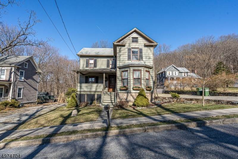 32 Main St - Photo 1