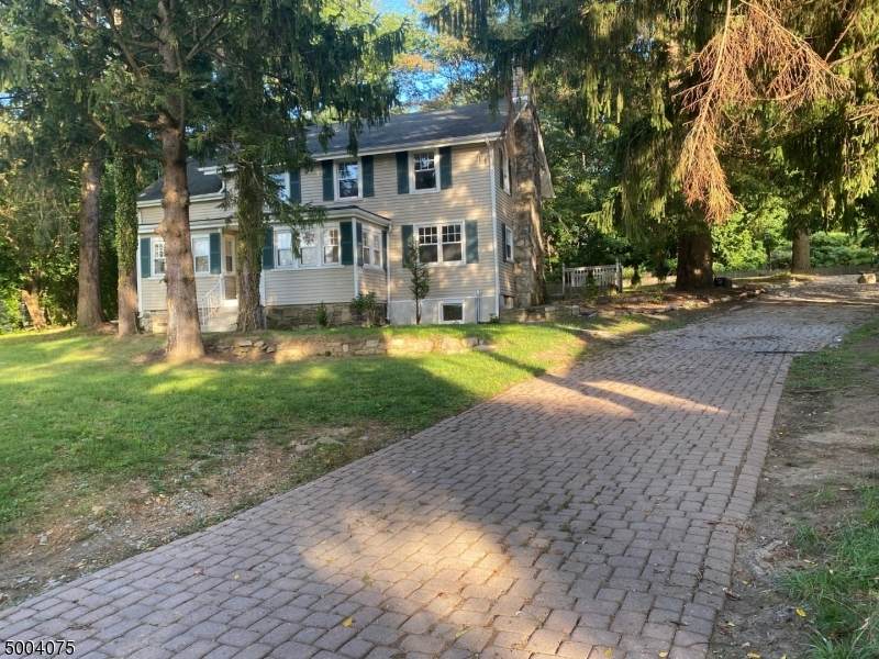 11 John St - Photo 1