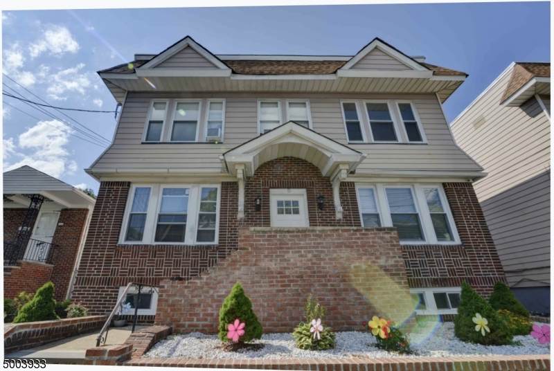 15 Nelson Pl - Photo 1