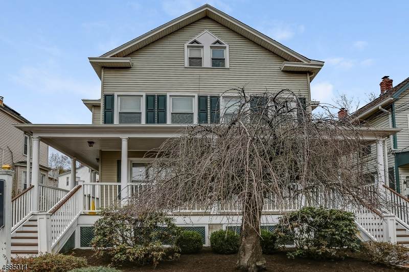 86 Washington St - Photo 1