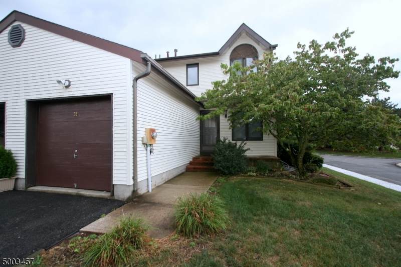 30 Peach Court - Photo 1