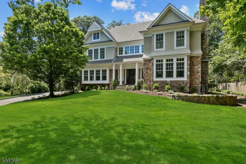 111 Whittredge Rd - Photo 1