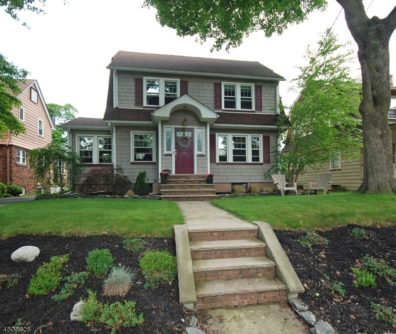 111 Alexander Ave - Photo 1