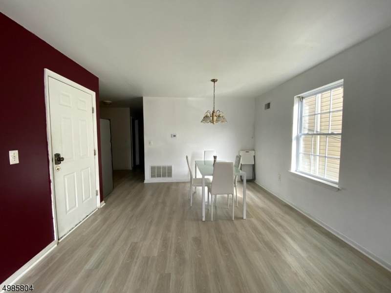 36 Jewett Ave - Photo 1