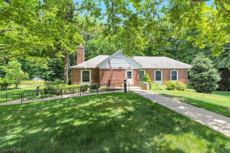 91 Central Ave - Photo 1