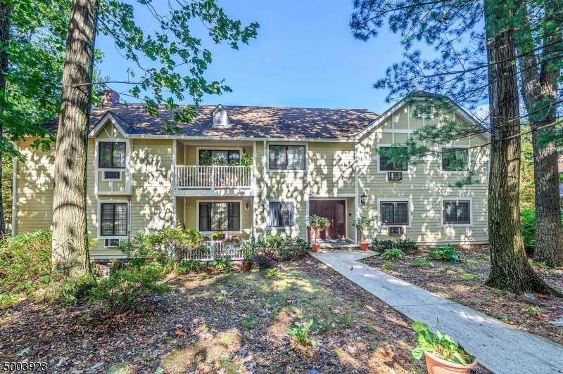 6 Foxwood Dr - Photo 1