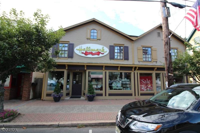 7 Main St - Photo 1