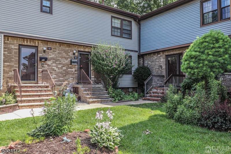 119 Highview Dr - Photo 1