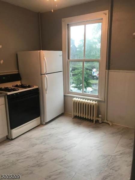 75 Maple Ave - Photo 1