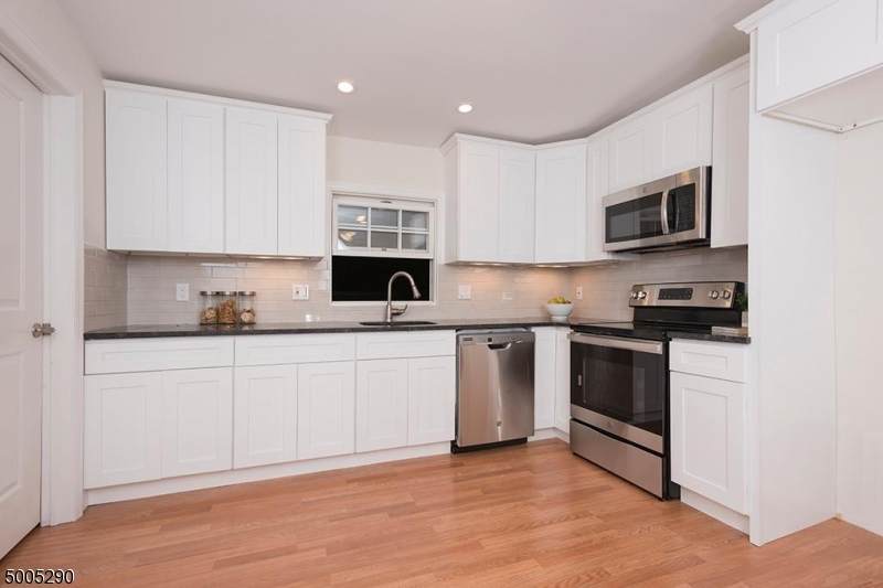1419 W Camplain Rd - Photo 1