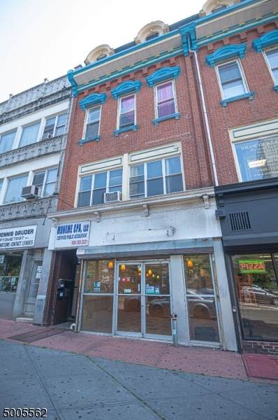 5 Broad St - Photo 1