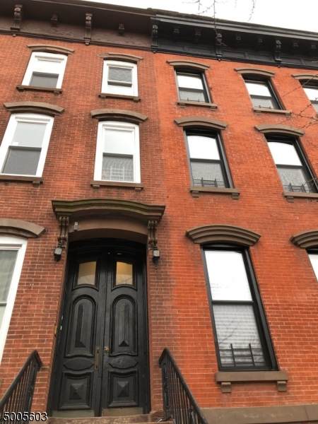 12 Monticello Ave - Photo 1
