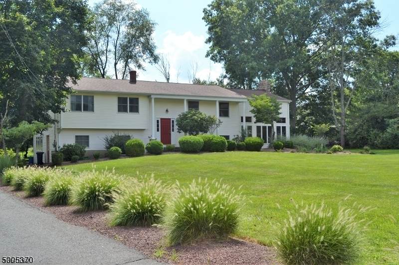 9 Revere Rd - Photo 1