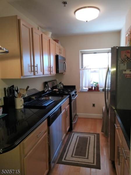 70 S Munn Ave Unit 210 - Photo 1