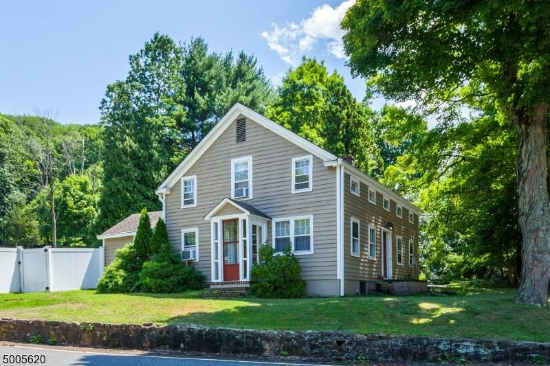 1414 Hunter Rd - Photo 1