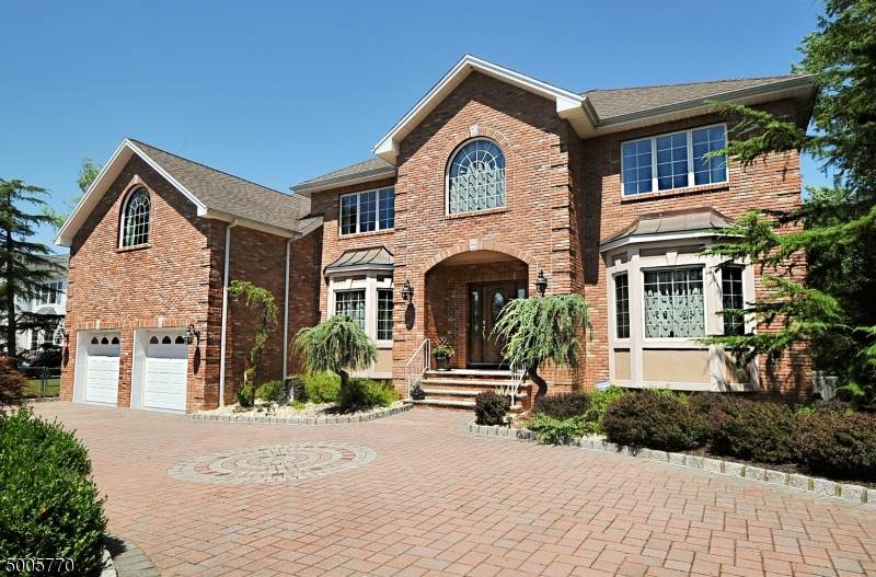 304 Madison Hill Rd - Photo 1
