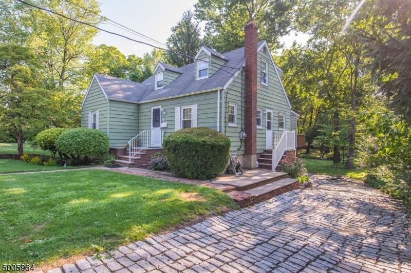 350 Island Ave - Photo 1