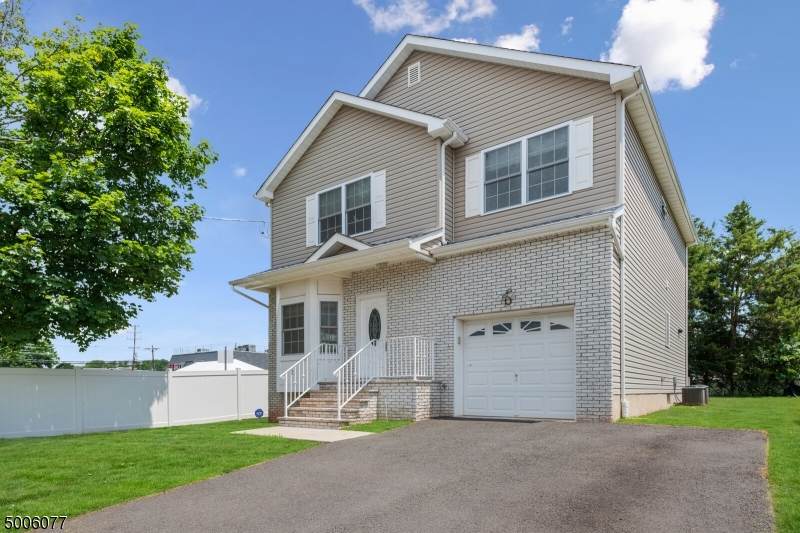 21 Taft Ave - Photo 1