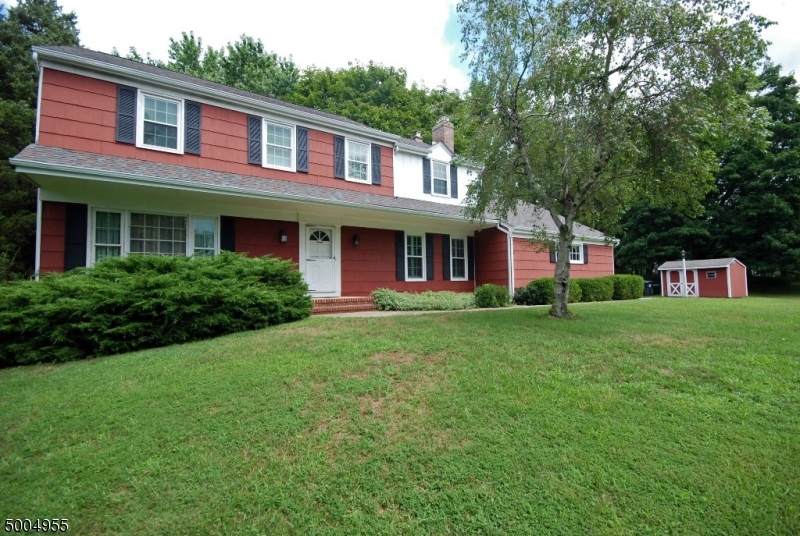20 Blue Jay Ct - Photo 1