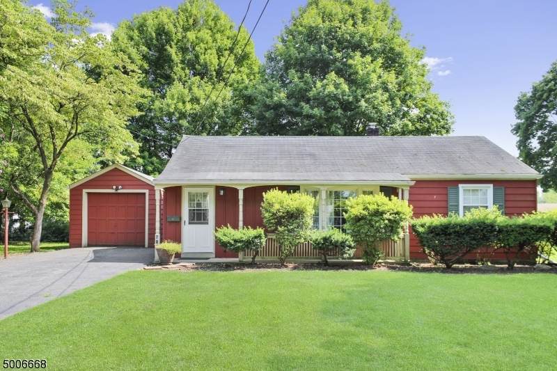 514 Lynda Rd - Photo 1
