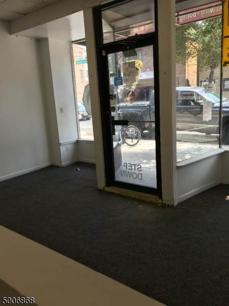 400 Broad St - Photo 1