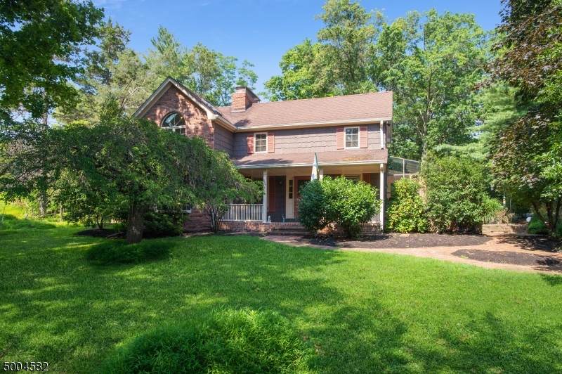 524 Foothill Rd - Photo 1