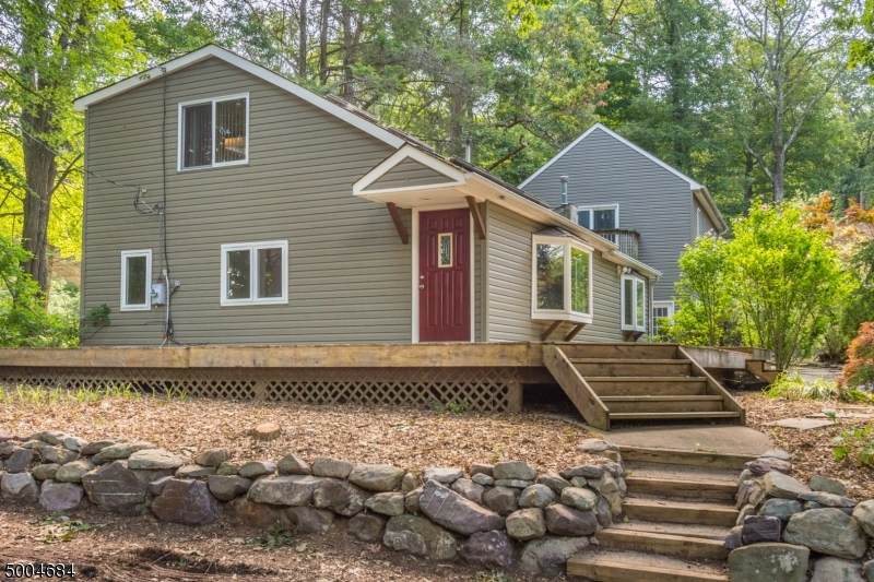 5 Flanders Rd - Photo 1