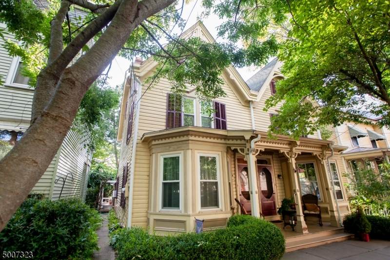 105 N Union St - Photo 1