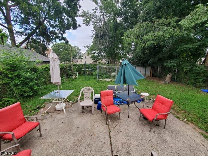 30 Romney Rd - Photo 1