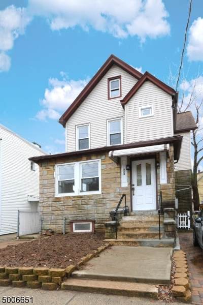 324 Hoboken Rd - Photo 1