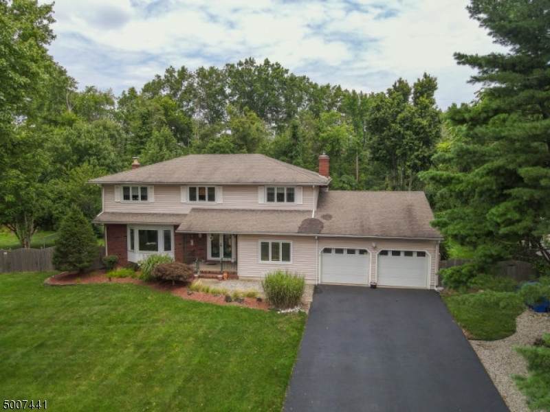 22 Upper Brook Dr - Photo 1