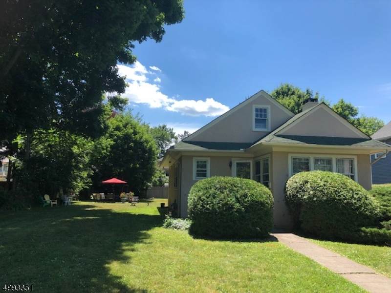 15 Highview Ave - Photo 1