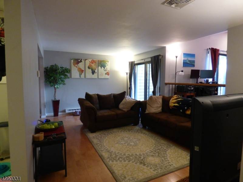 9 The Crescent - Photo 1