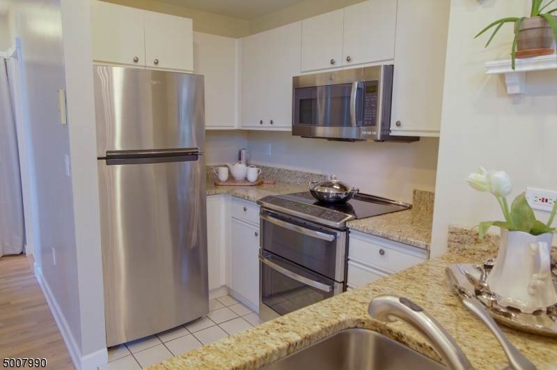 515 Trinity Pl - Photo 1