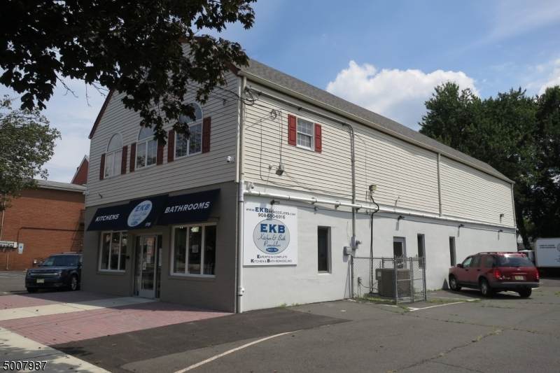 1716 E 2Nd St - Photo 1