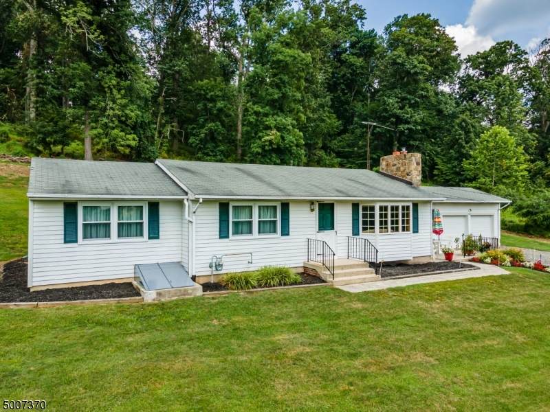 162 Spring Hill Rd - Photo 1