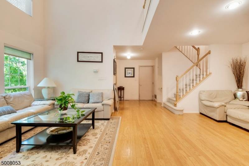 239 Warbler Dr - Photo 1