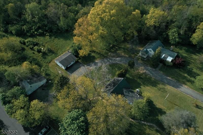435 Lawrence Rd - Photo 1