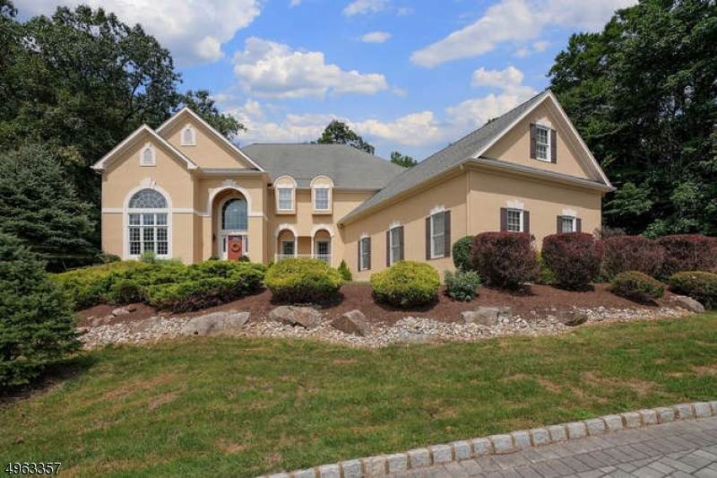 7 Whispering Meadow Dr - Photo 1