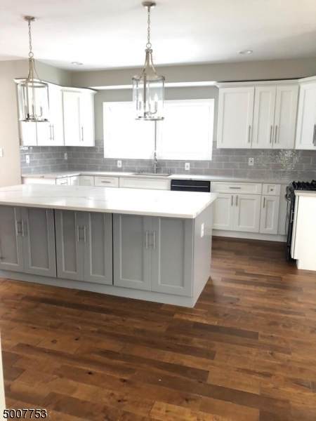 90 Roland Ave - Photo 1