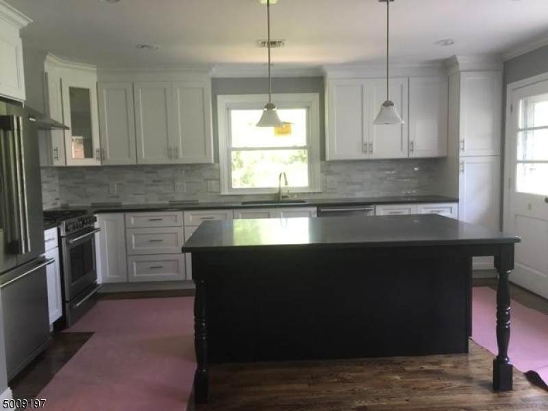 1340 Crim Rd - Photo 1