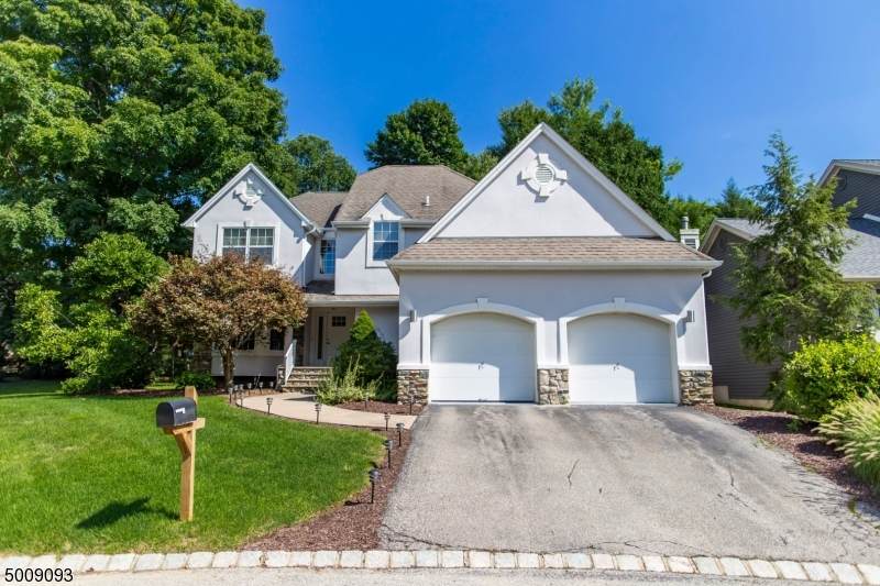 21 Red Oak Dr - Photo 1