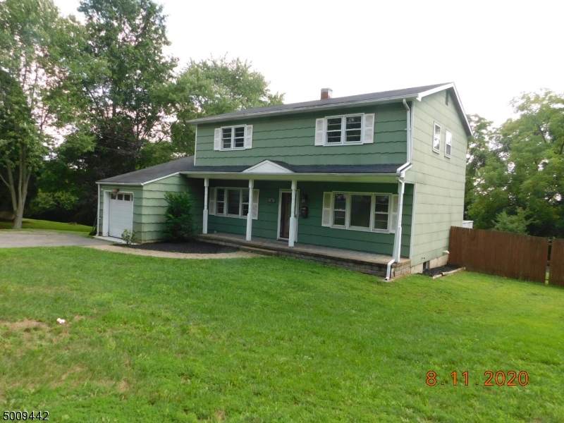 96 Flower Ave - Photo 1