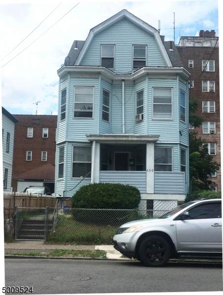 656 E 24Th St - Photo 1