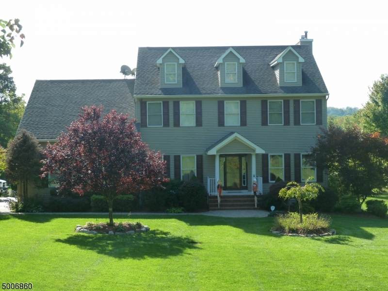 119 Ridgeway Ave - Photo 1